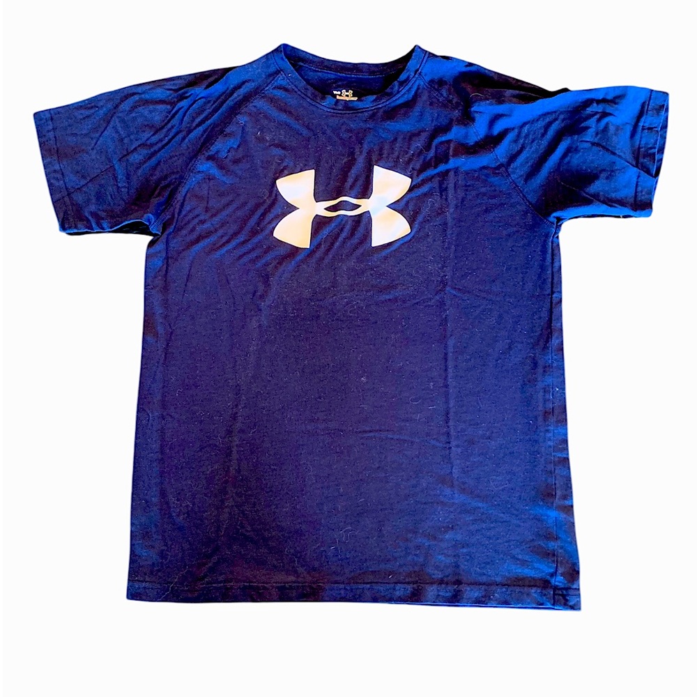 Under Armour heat gear . 4 way stretch performance base layer. Navy blue youth L